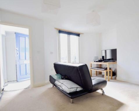Clarence Square, Brighton, East Sussex, BN1 2ED