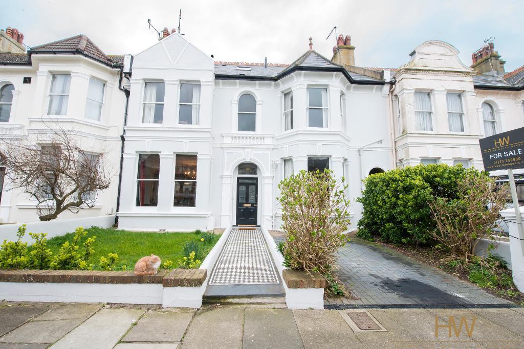 Sackville Gardens, Hove, BN3 4GJ