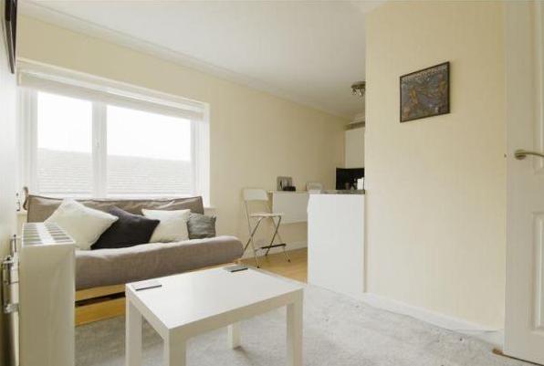 West End Way, Lancing, West Sussex, BN15 8RL