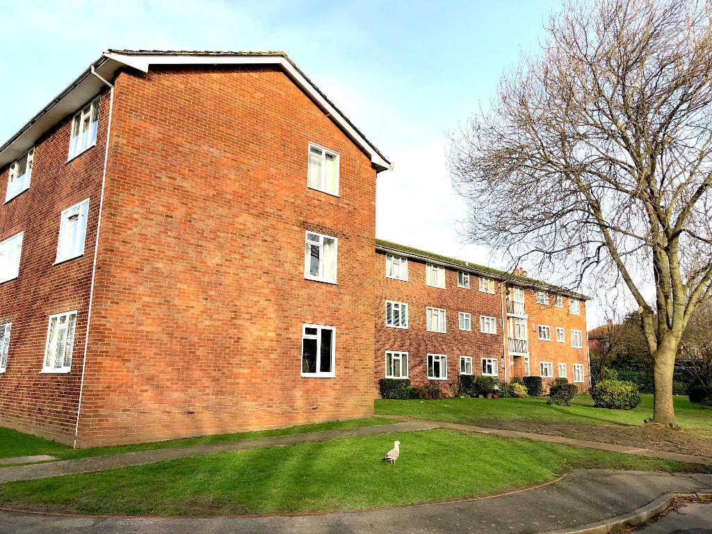 Kingston Lane, Southwick, West Sussex, BN42 4SL