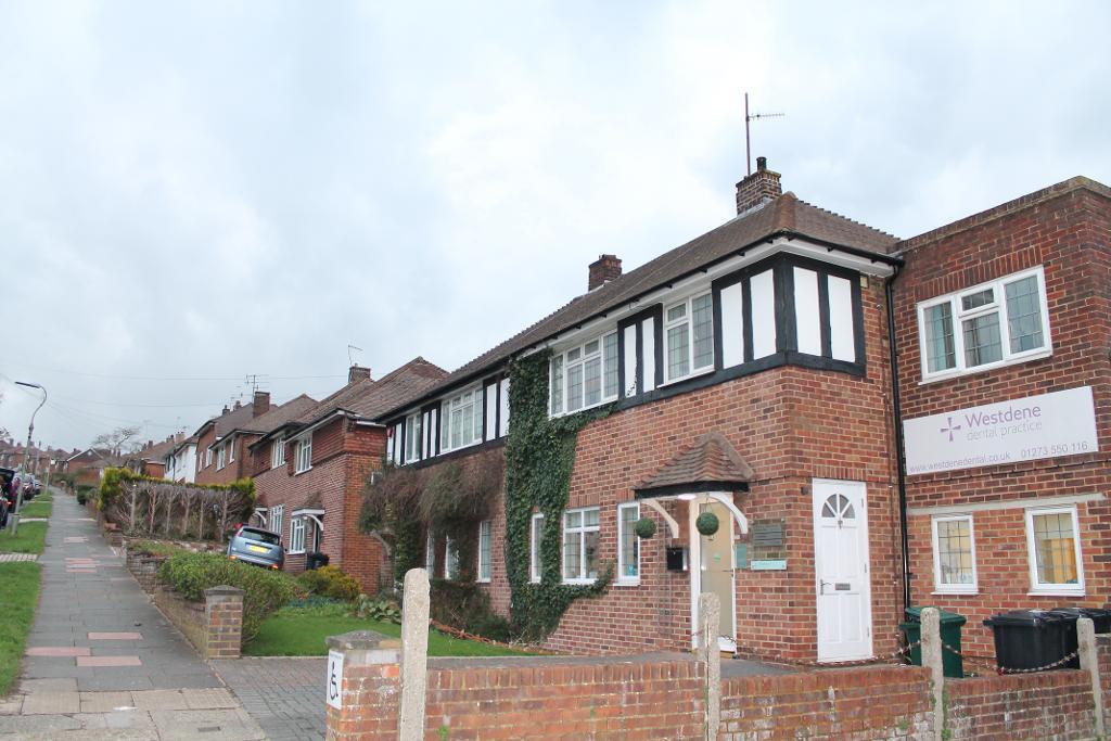 Eldred Avenue, Brighton, East Sussex, BN1 5EG