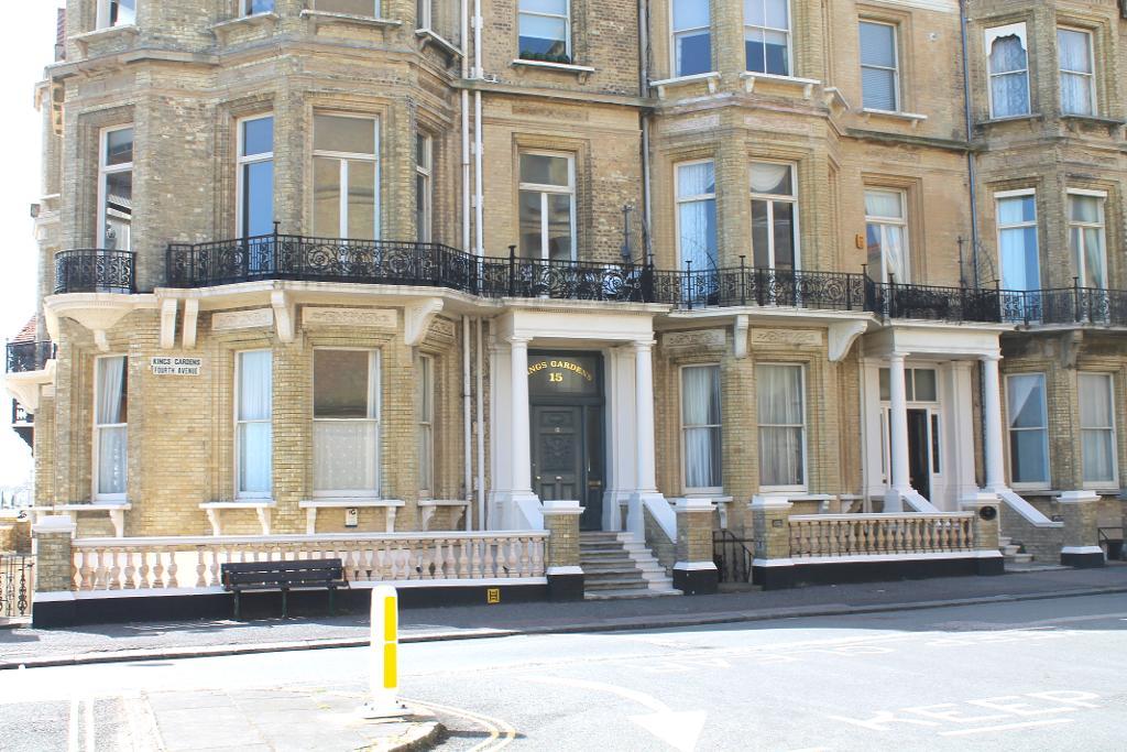 Kings Gardens, Hove, BN3 2PG