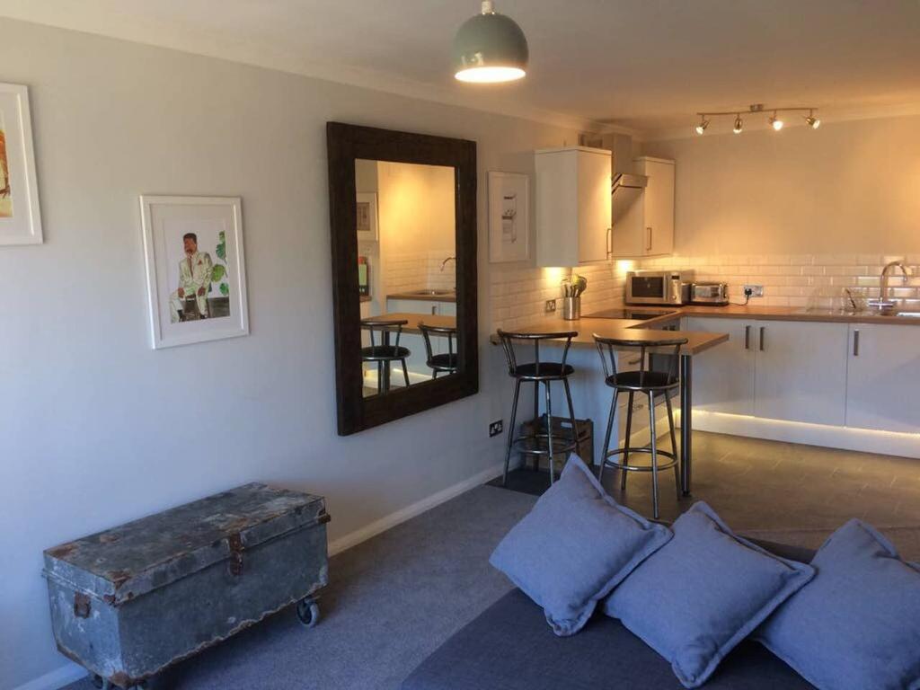 London Road, Brighton, Sussex, BN1 8QA