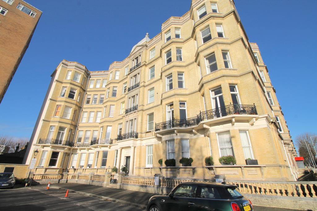 Grand Avenue, Hove, East Sussex, BN3 2NA