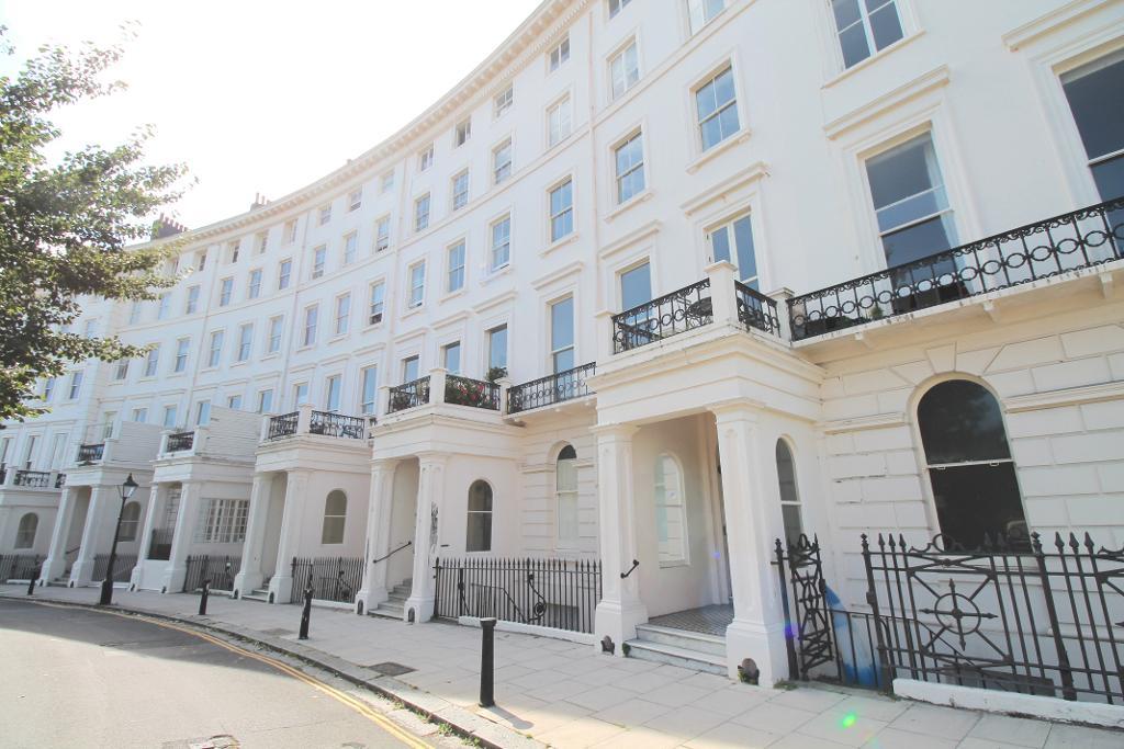 Adelaide Crescent, Hove, BN3 2JH