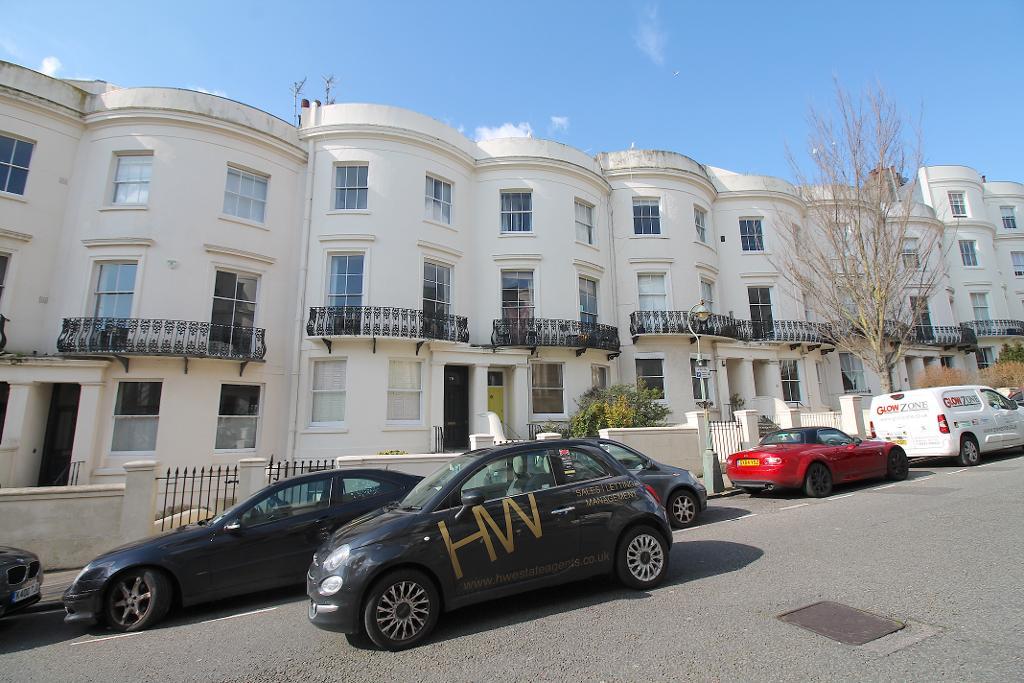 Lansdowne Place, Hove, East Sussex, BN3 1FL