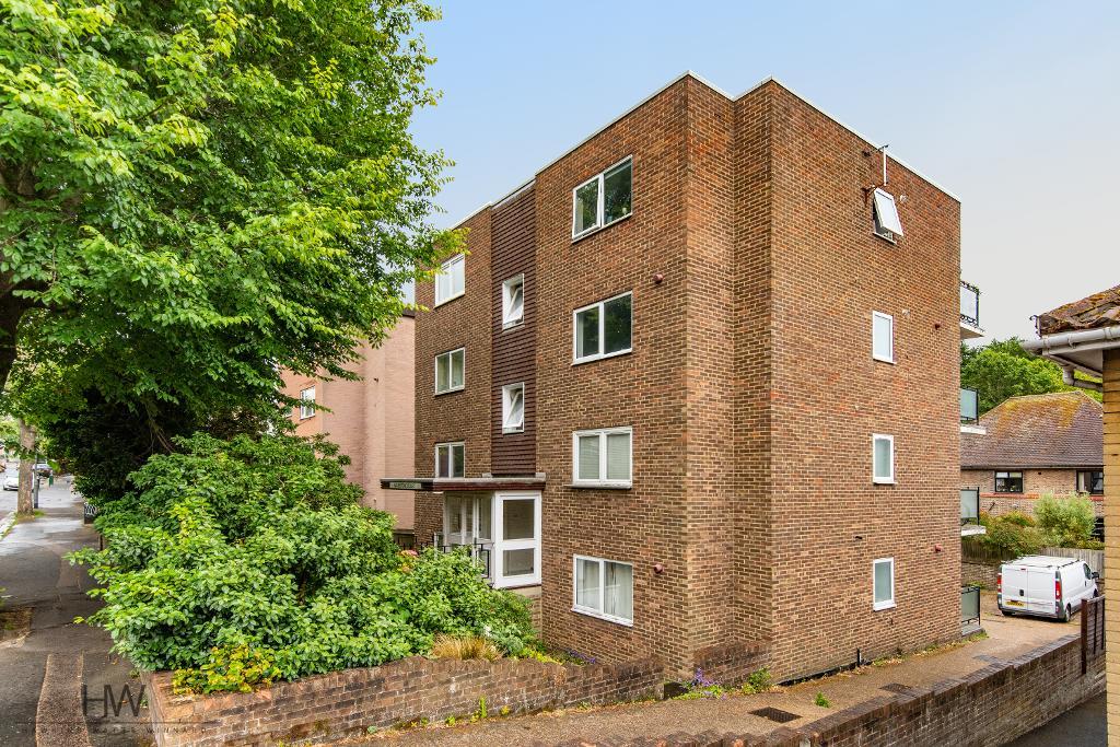Marston Court, Davigdor Road, Hove, BN3 1RB