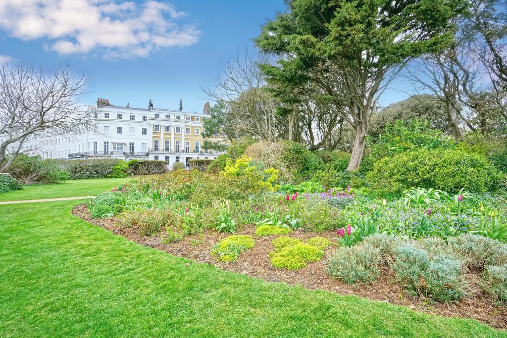 Sussex Square, Brighton, BN2 1FJ