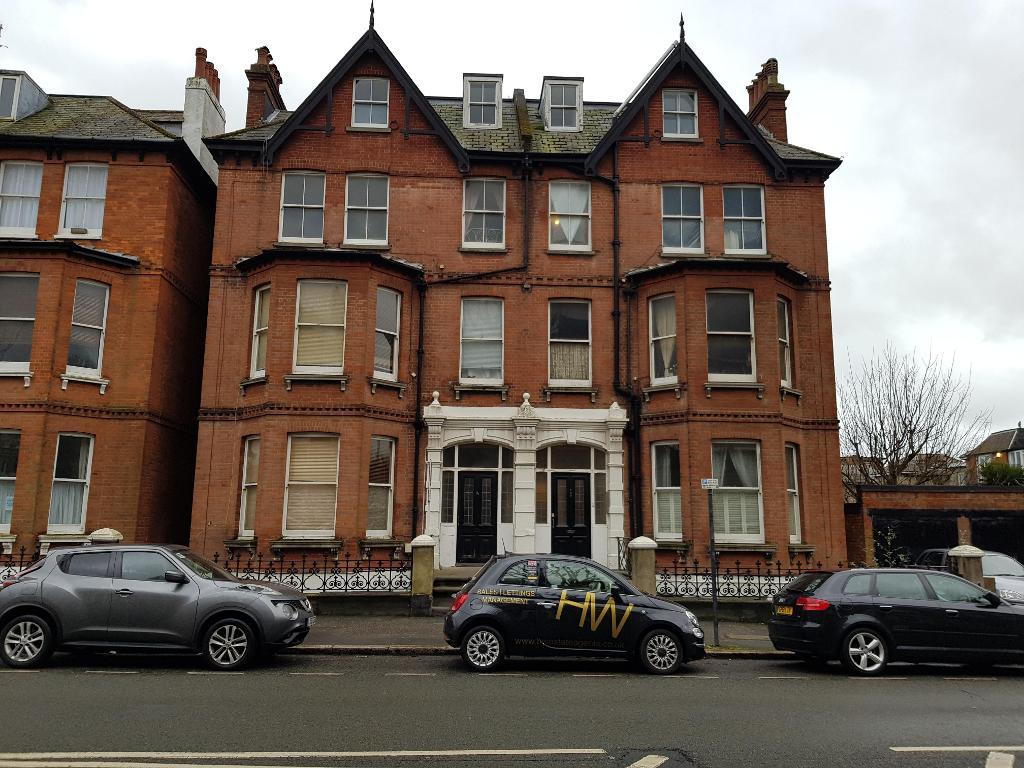 Cromwell Road, Hove, East Sussex, BN3 3EG