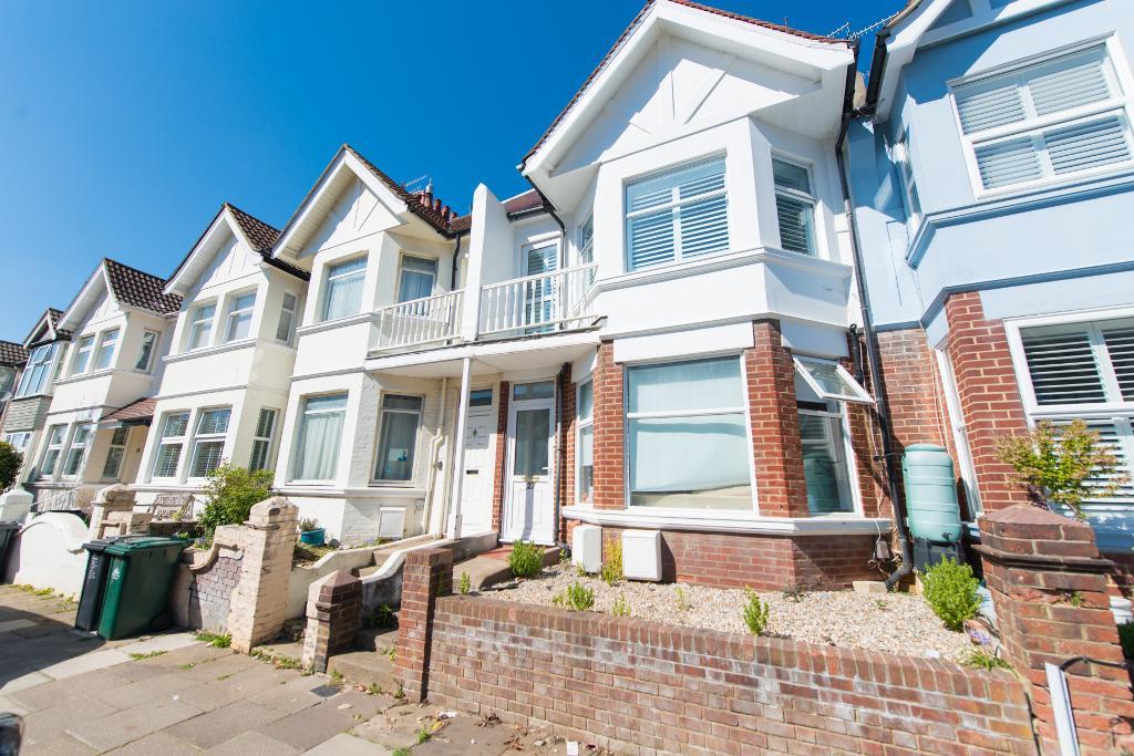 Lyndhurst Road, Hove, BN3 6FB