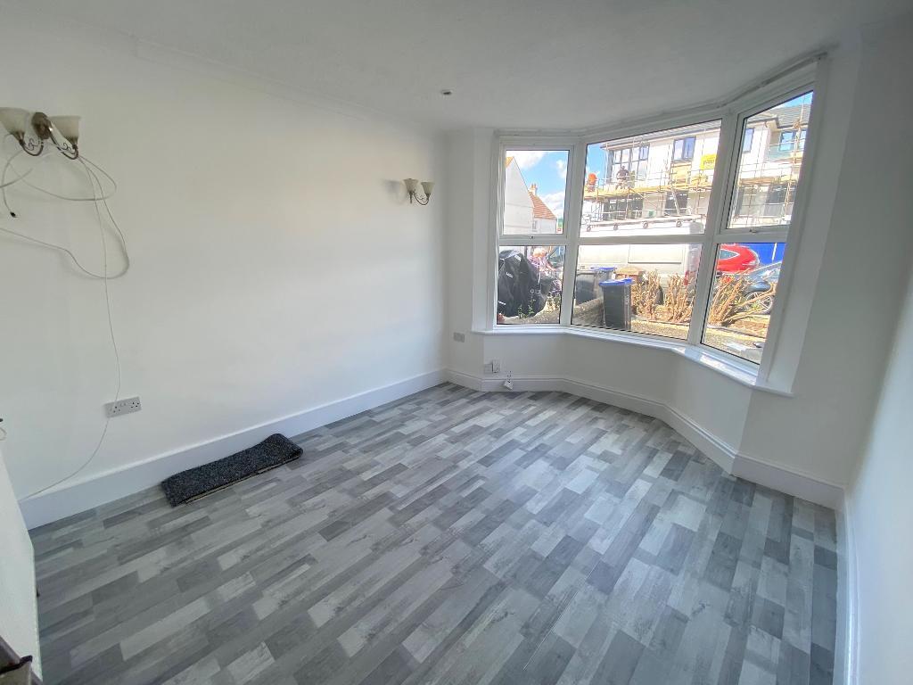 Penhill Road, Lancing, West Sussex, BN15 8HJ