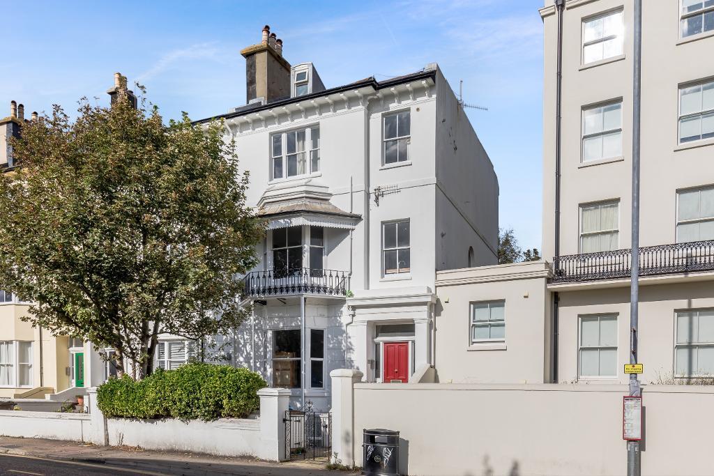 Buckingham Place, Brighton, BN1 3PQ
