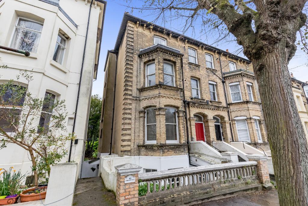 Selborne Road, Hove, BN3 3AH