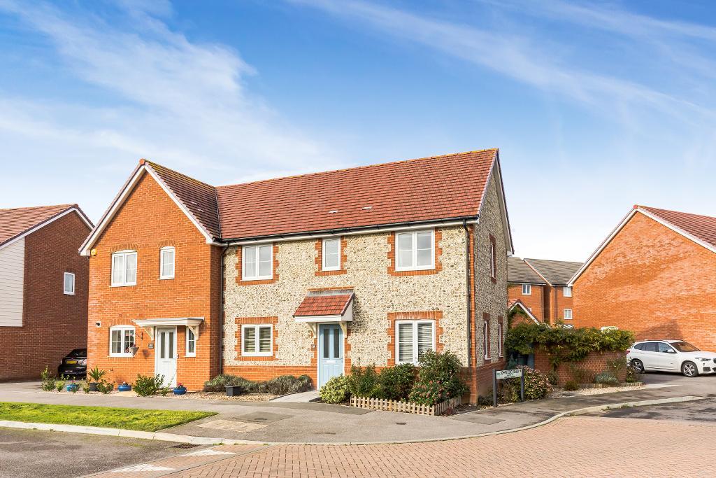 Henry Lock Way, Littlehampton, BN17 7FB