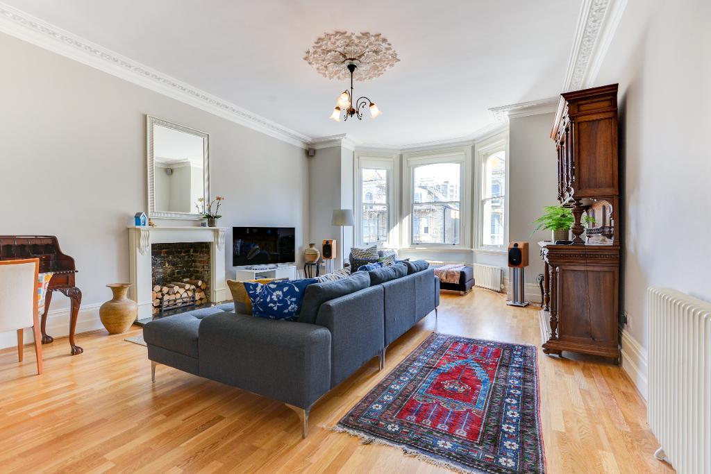 Fourth Avenue, Hove, BN3 2PL