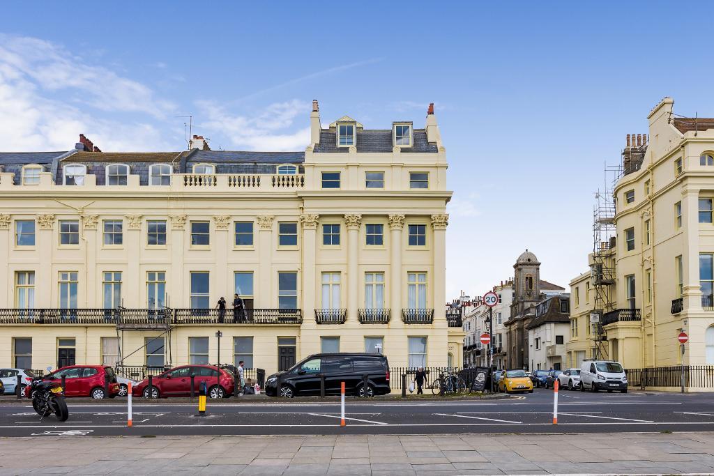 Brunswick Terrace, Hove, BN3 1HL