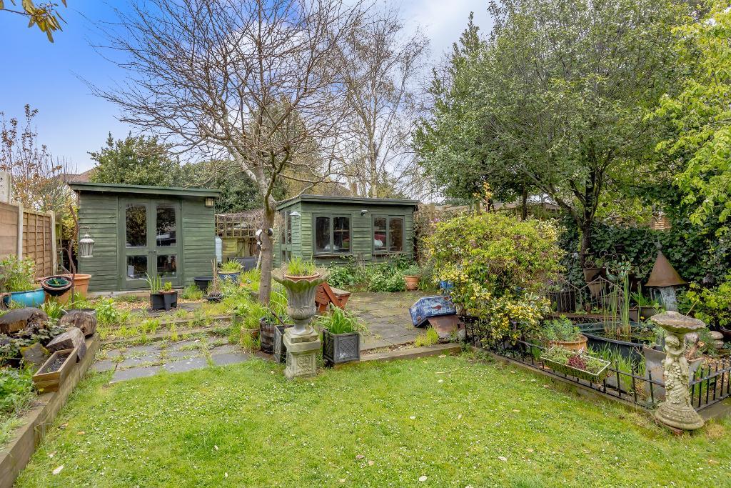 4 Bedroom SemiDetached House For Sale in Upper Shoreham Road, Shoreham