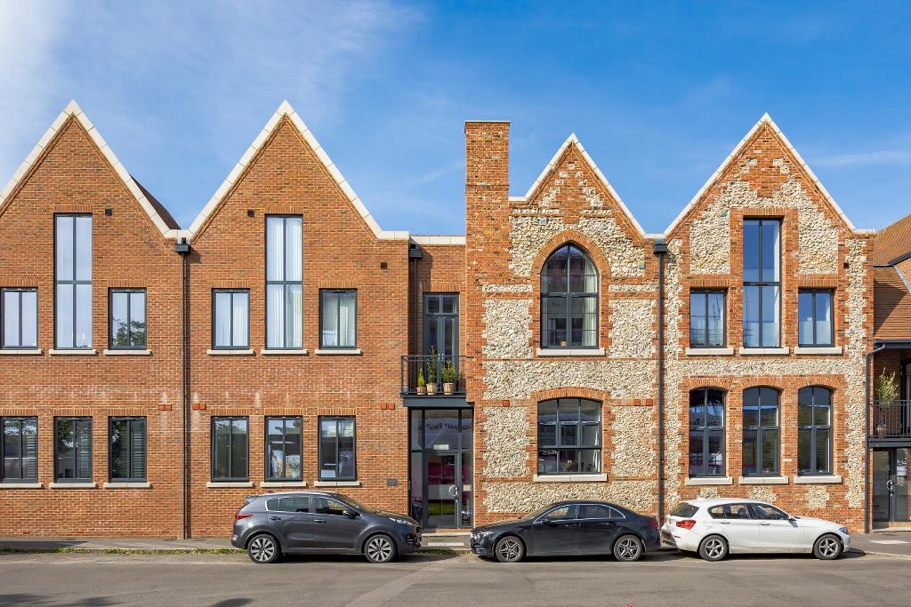 Caxton House, Ham Road, Shoreham-by-sea, BN43 6DN