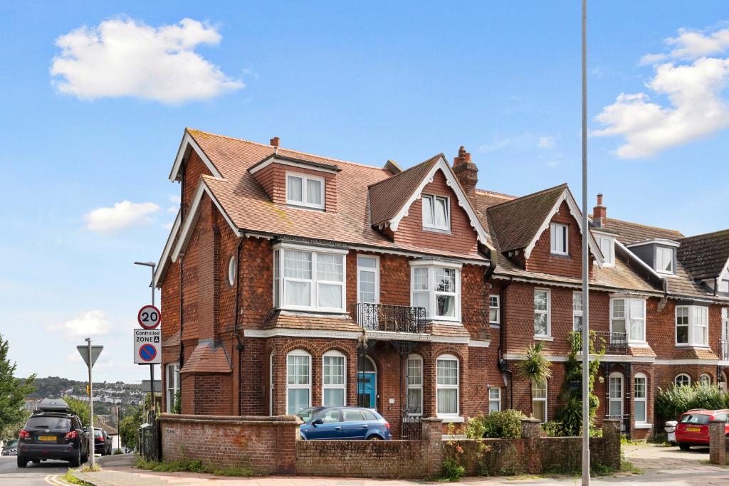 Dyke Road, Brighton, BN1 5AE