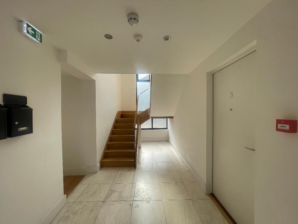 Meeting House Lane, Brighton, BN1 1HB