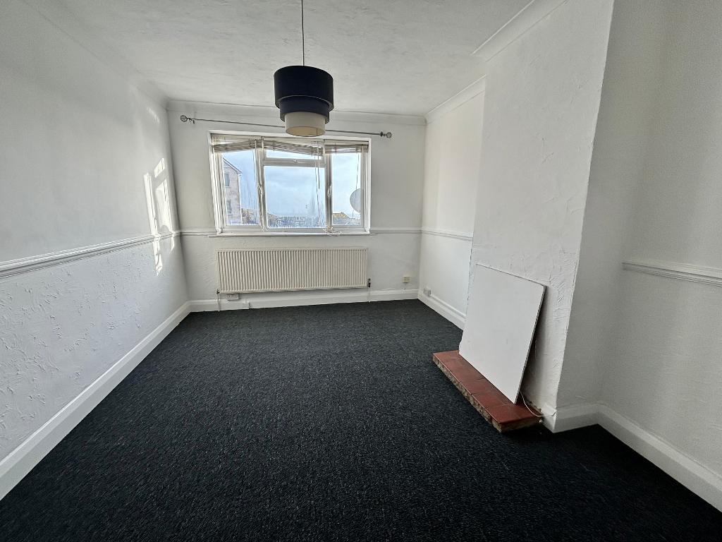 Longridge Avenue, Saltdean, BN2 8LG