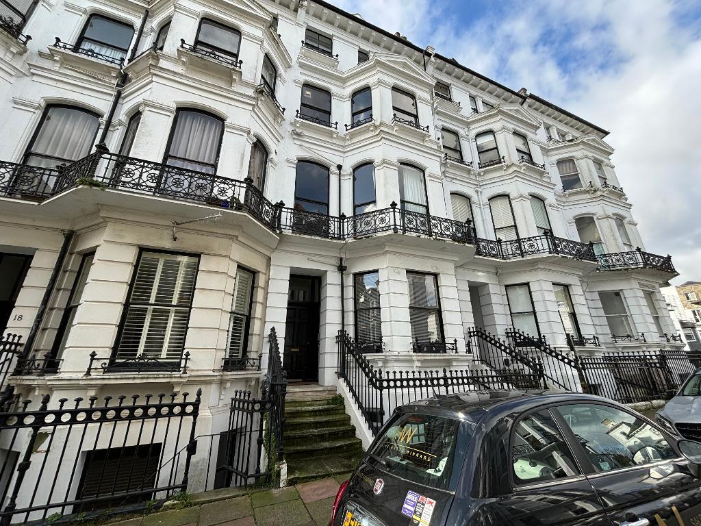 St Michaels Place, Brighton, BN1 3FT