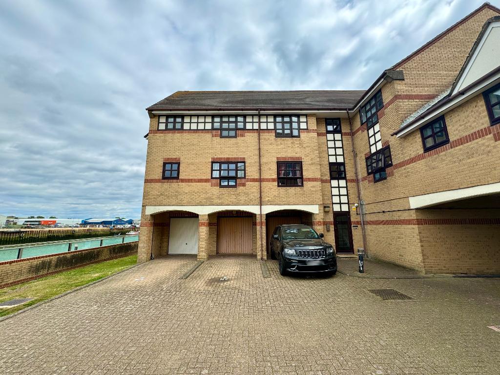 St Marys Place, Emerald Quay, Shoreham-By-Sea, West Sussex, BN43 5JS