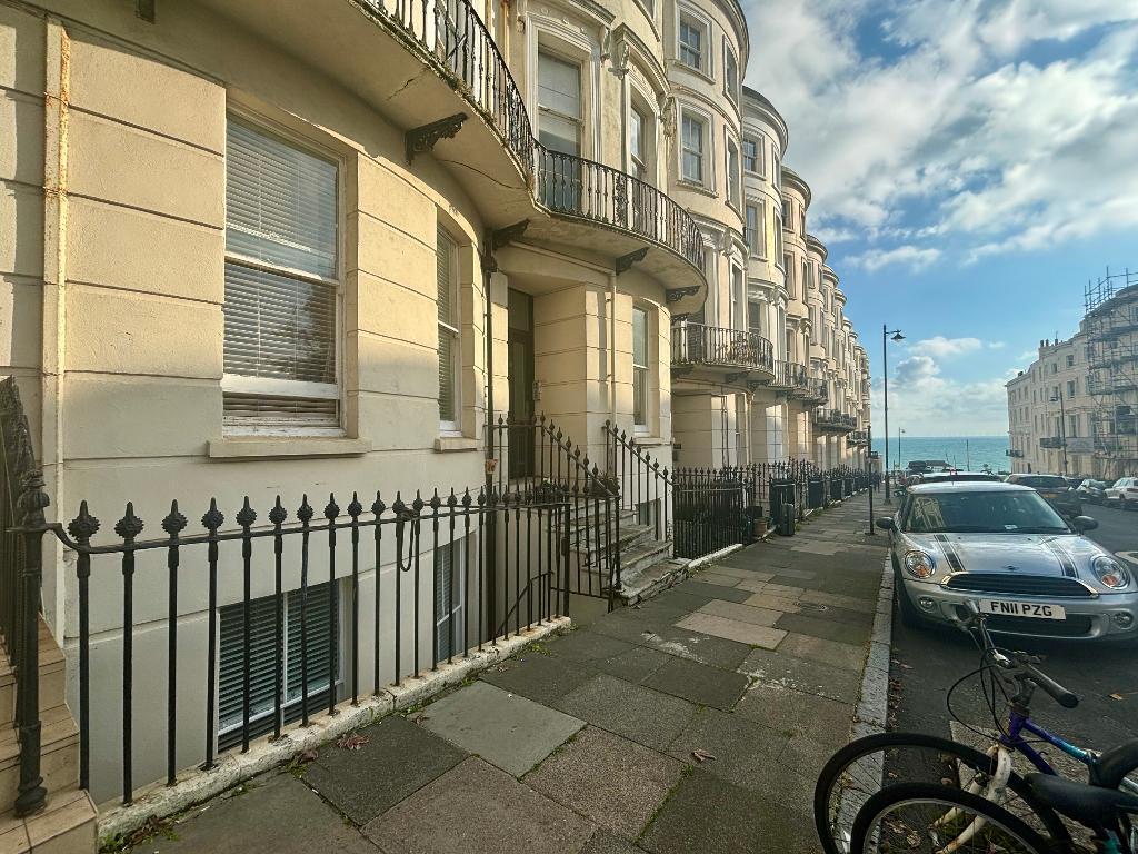 Eaton Place, Brighton, BN2 1EH