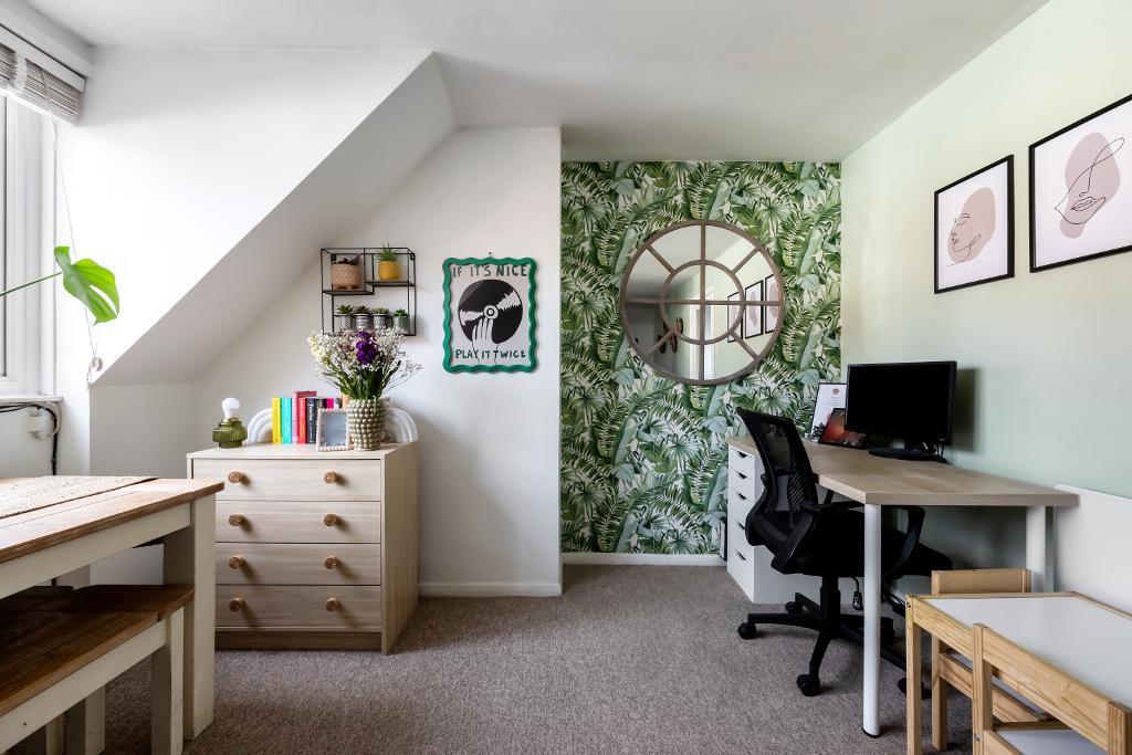 Vallance Gardens, Hove, BN3 2DB