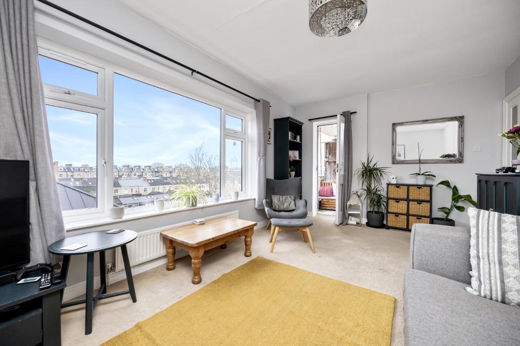 Cornwall Court, Wilbury Avenue, BN3 6GJ