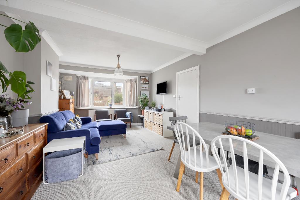 Sackville Road, Worthing, BN14 8BL