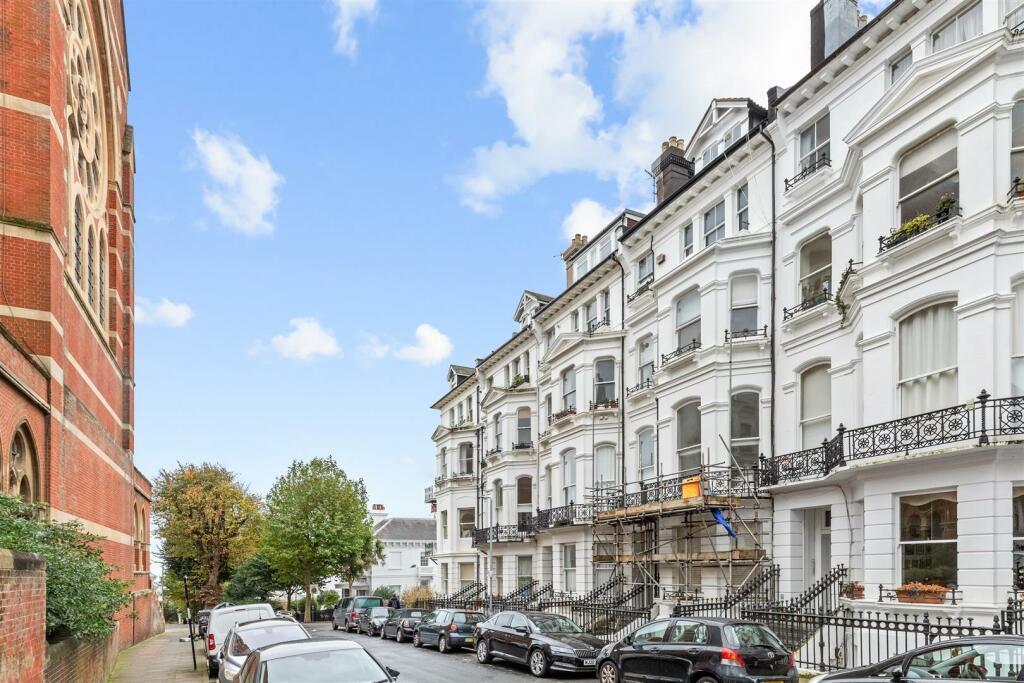 St Michaels Place, Brighton, East Sussex, BN1 3FT